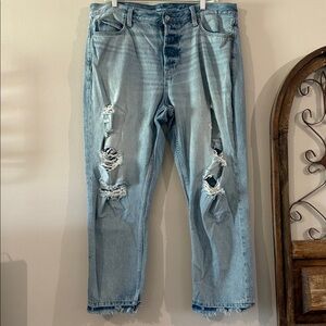 Old Navy Distressed High Rise Slouchy Straight